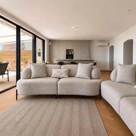 Appartement - Le Manoir Belvedere * Μεντόν